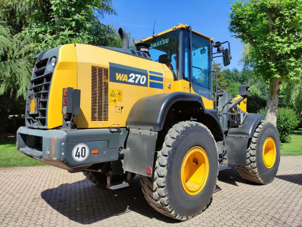 Komatsu WA270-8 Foto 4