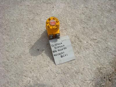Scatola sterzo per per Muletto Mecalac 8CXI in vendita da OLM 90 Srl