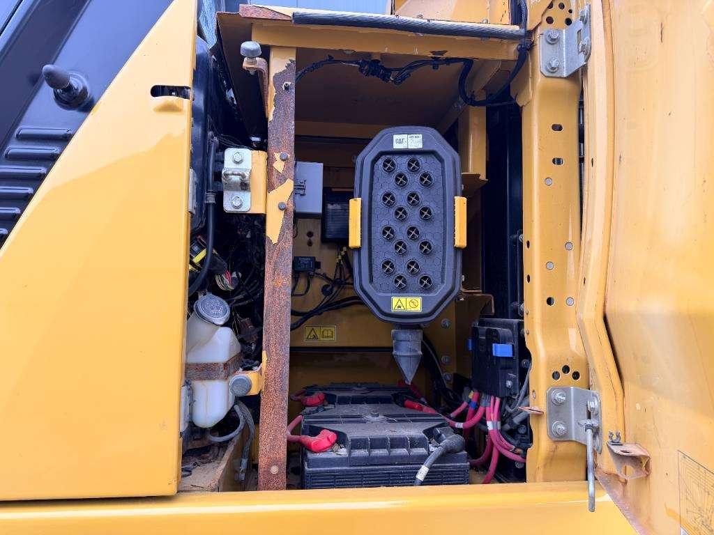 Caterpillar 323 07A Foto 23