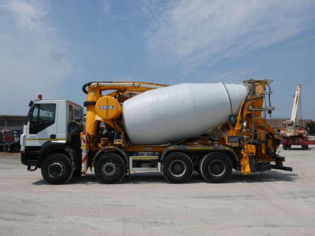 Iveco TRAKKER 450 Foto 4