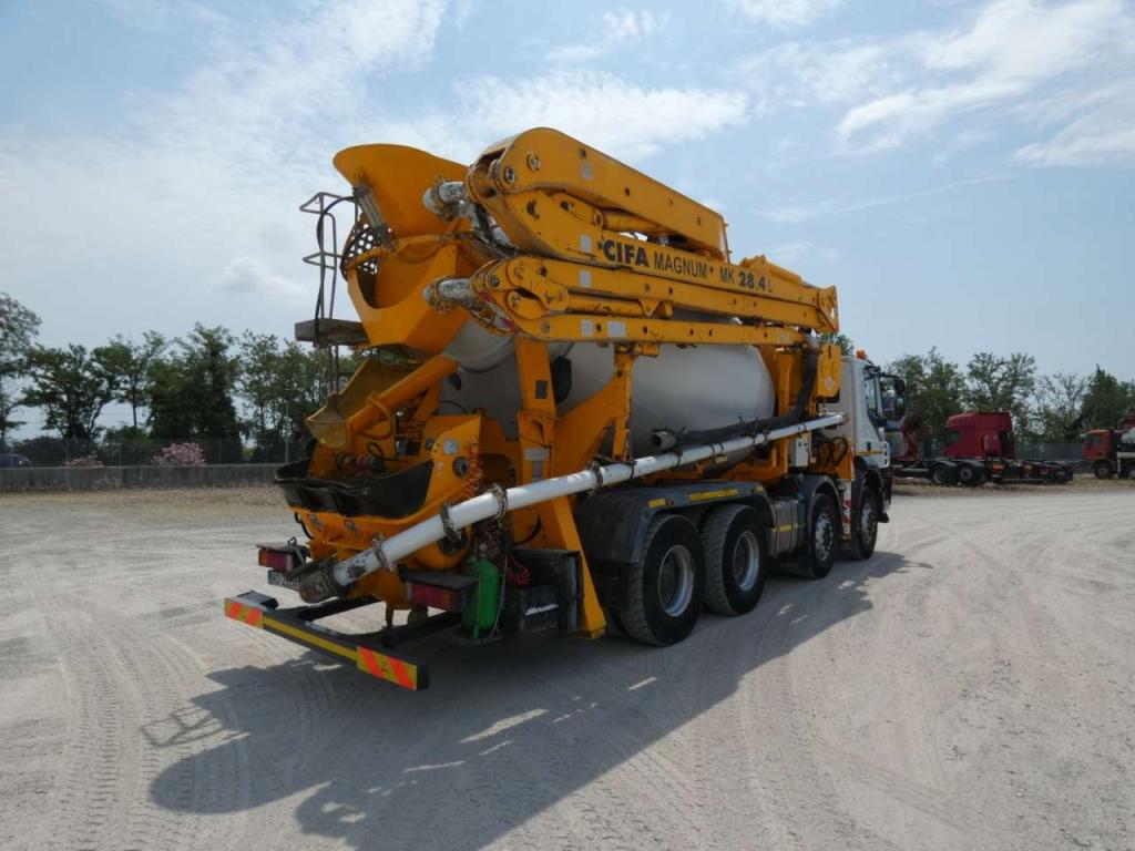 Iveco TRAKKER 450 Foto 7