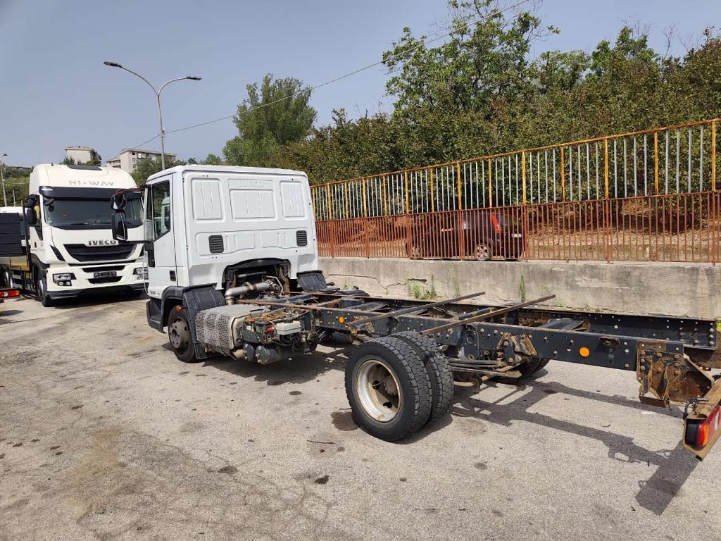 Iveco EUROCARGO 100E19 Foto 7