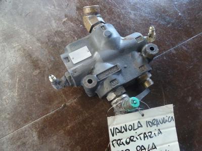 Valvola idraulica per Fiat Hitachi W130 - (PRIORITARIA) in vendita da OLM 90 Srl