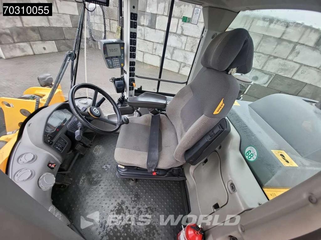 Volvo L120 H Foto 21
