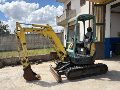 Yanmar Vio20-3