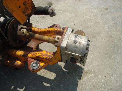 Pompa idraulica per Fiat Allis FL4C-D-L in vendita da OLM 90 Srl