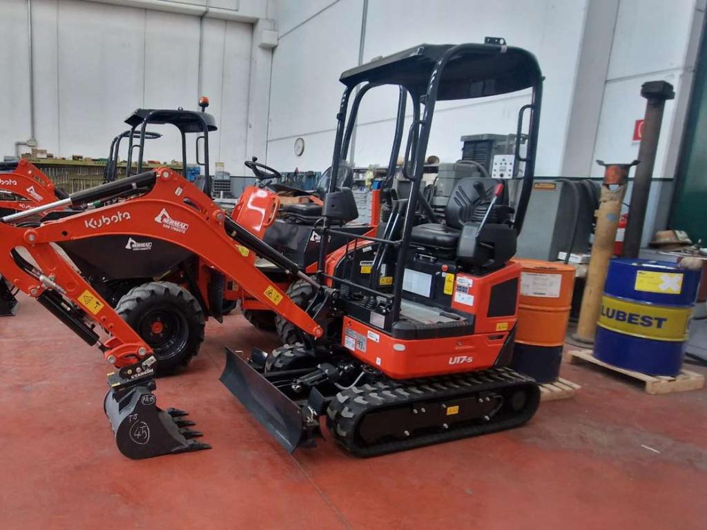 Kubota u17-5 Foto 1