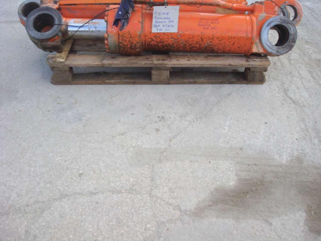 Pistone rotazione benna per Hitachi ZW310 Foto 2