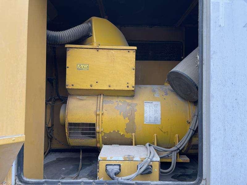 Caterpillar C 18 - 700 Foto 18