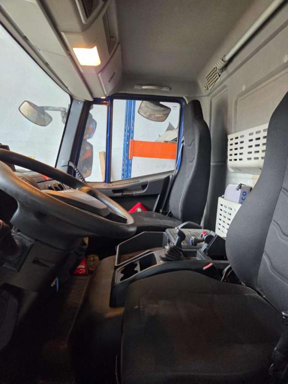 Iveco EUROCARGO 75-160 Foto 11