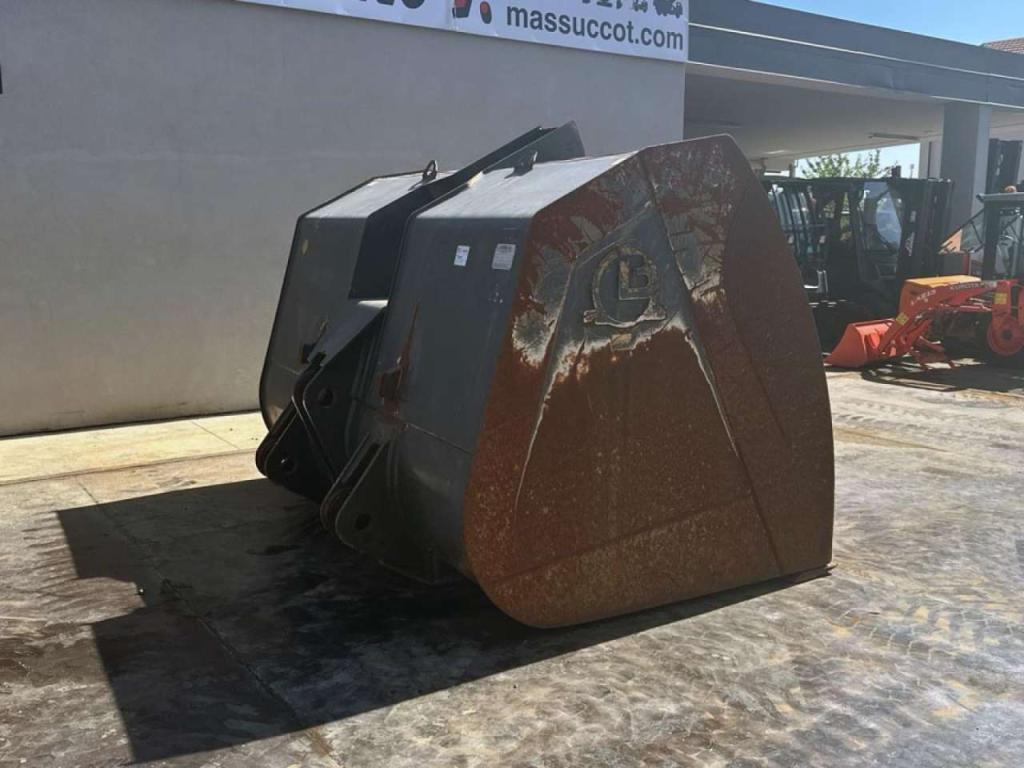 Leonardi Benne per NEW HOLLAND W190C Foto 5