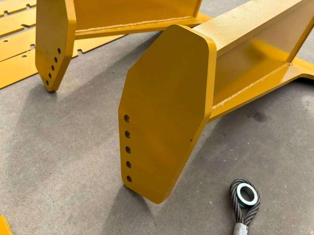 Portellone posteriore per Volvo A45G Foto 16