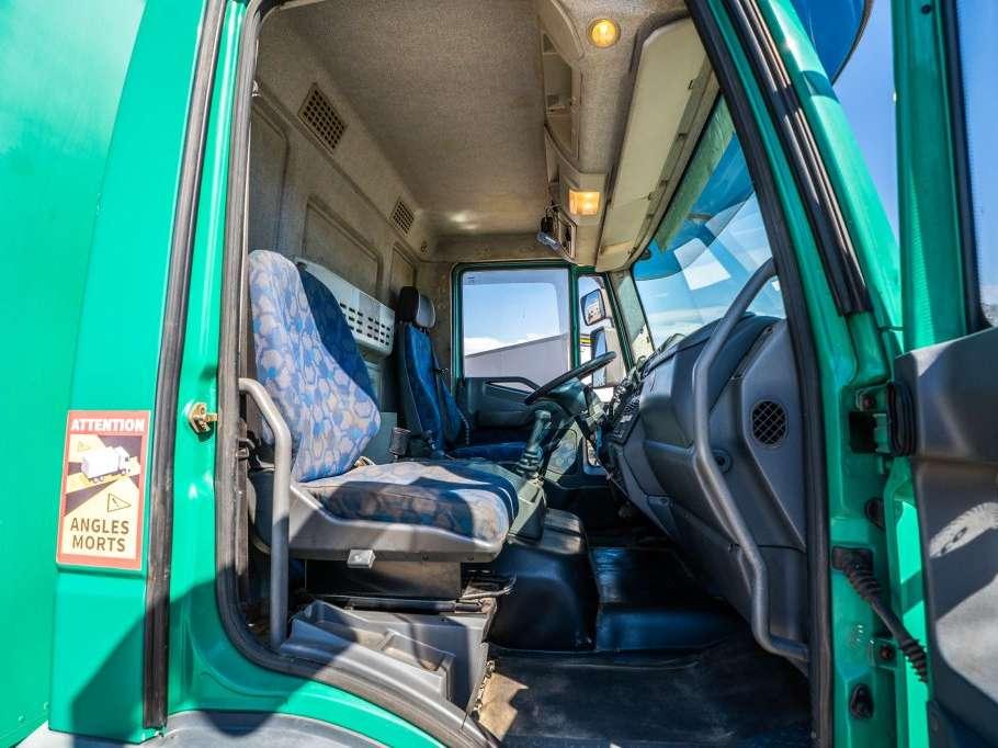 Iveco EUROCARGO 120E18 Foto 18