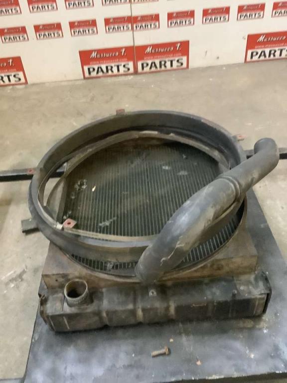 Radiatore per Iveco 260/330 F 35 Foto 4