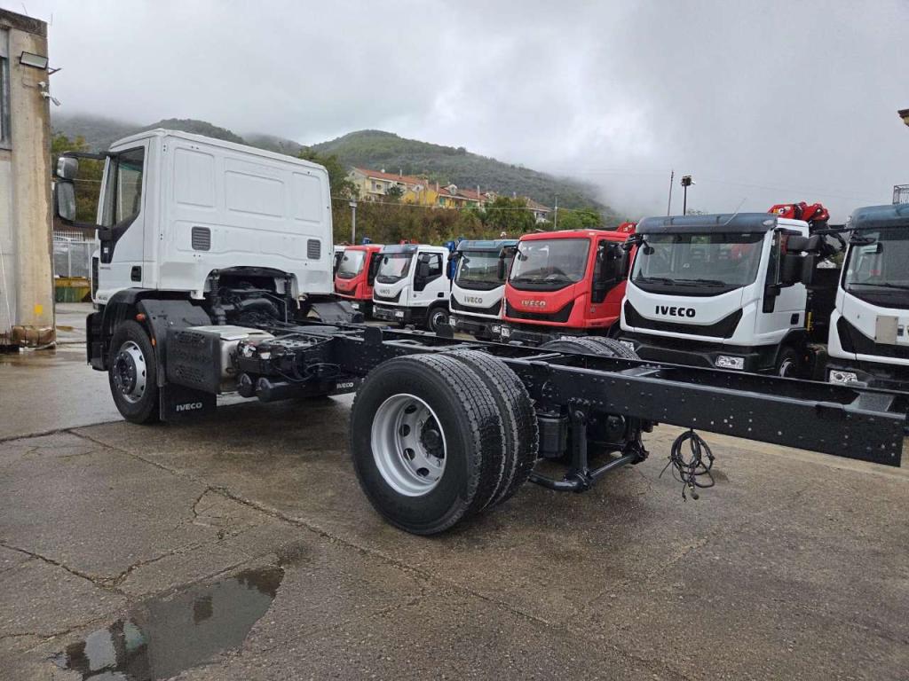 Iveco EUROCARGO 180-250 Foto 11