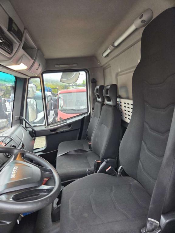 Iveco EUROCARGO 180-250 Foto 4