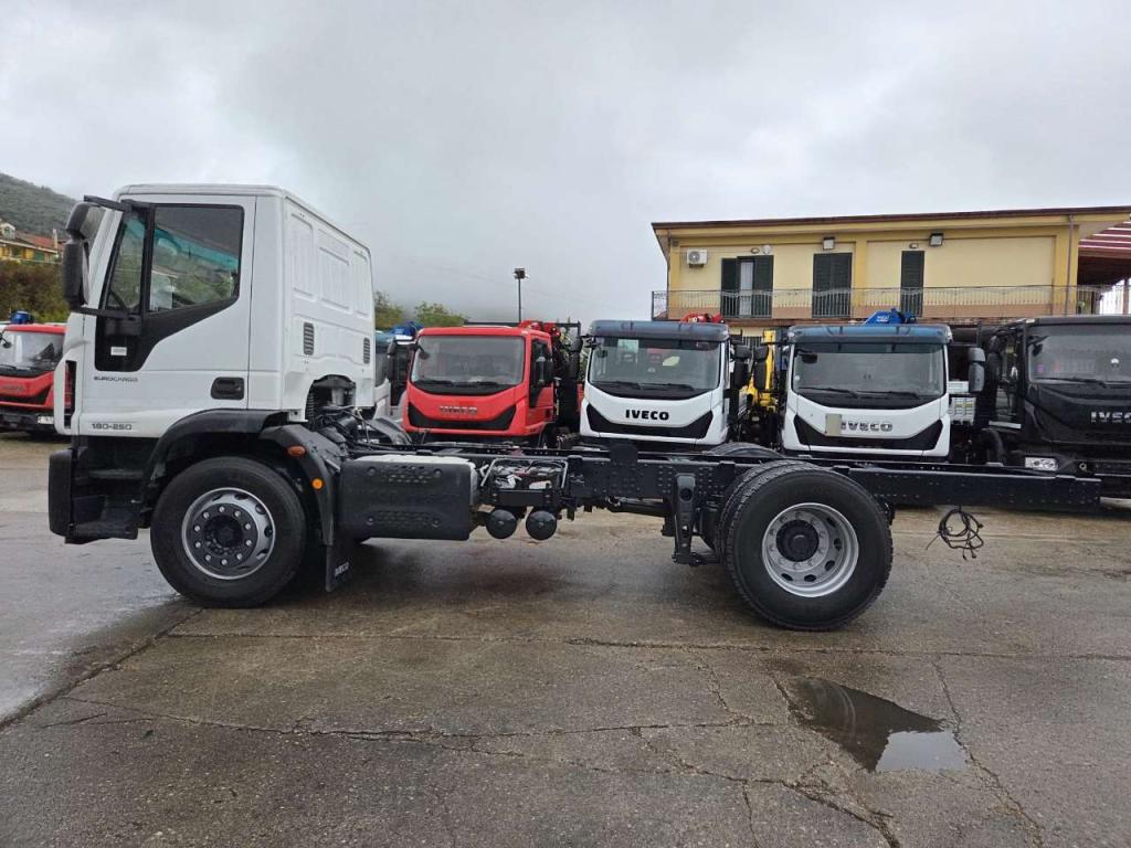 Iveco EUROCARGO 180-250 Foto 6