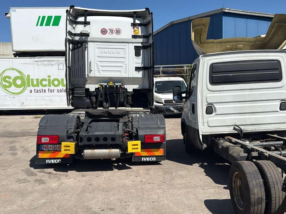Iveco S-WAY S490 Foto 15