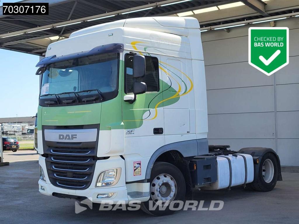 Daf XF 440 XF 4X2 SC Powderbulk-compressor Gardner Denver Alcoa Foto 1
