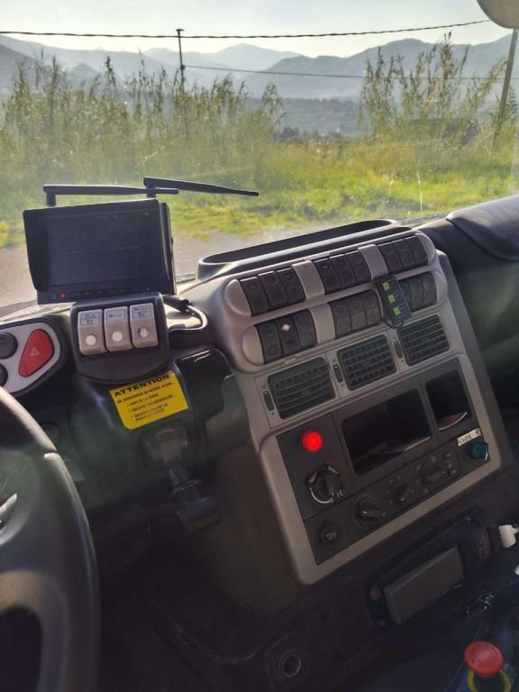 Iveco STRALIS 260S42 Foto 10