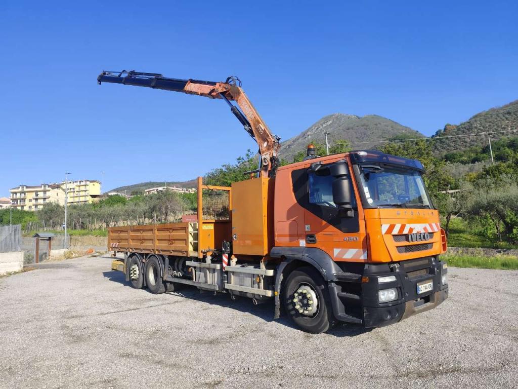 Iveco STRALIS 260S42 Foto 24