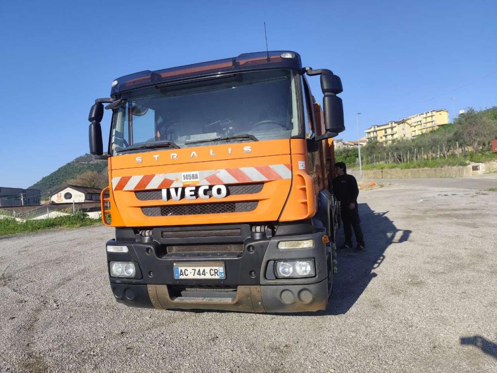 Iveco STRALIS 260S42 Foto 30