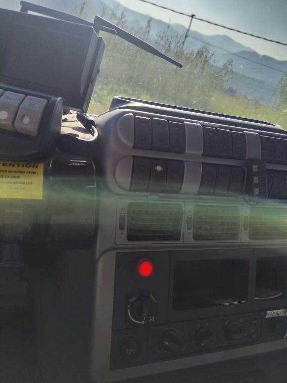 Iveco STRALIS 260S42 Foto 9