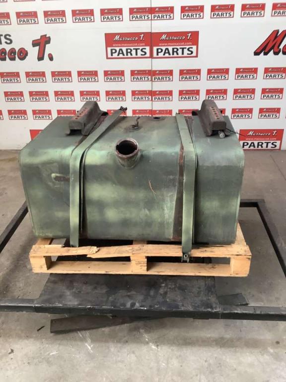 SERBATOIO CARBURANTE PER IVECO 260/330 F 35 Serbatoio Foto 3