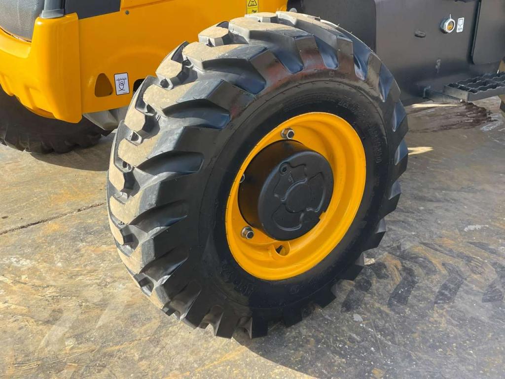 JCB 3DX 4WD hammerlines Foto 14