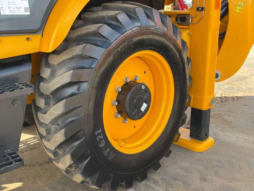 JCB 3DX 4WD hammerlines Foto 15