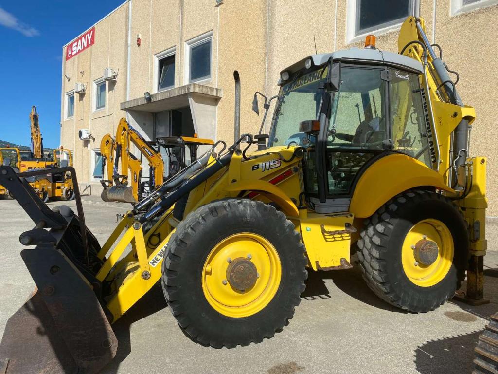 New Holland B115 Foto 1