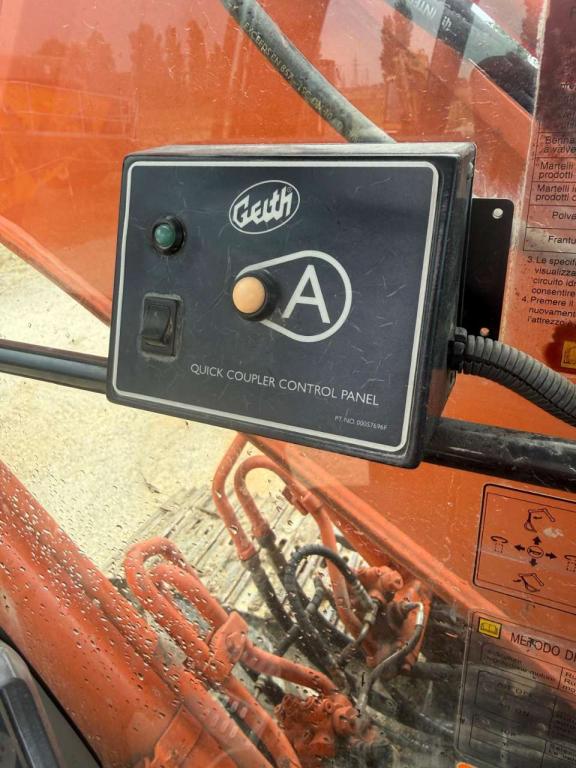 Hitachi Zaxis 240N Foto 6