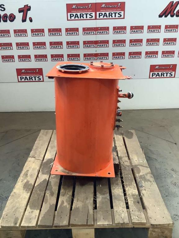 Serbatoio olio idraulico per Hitachi Zx130 Foto 4