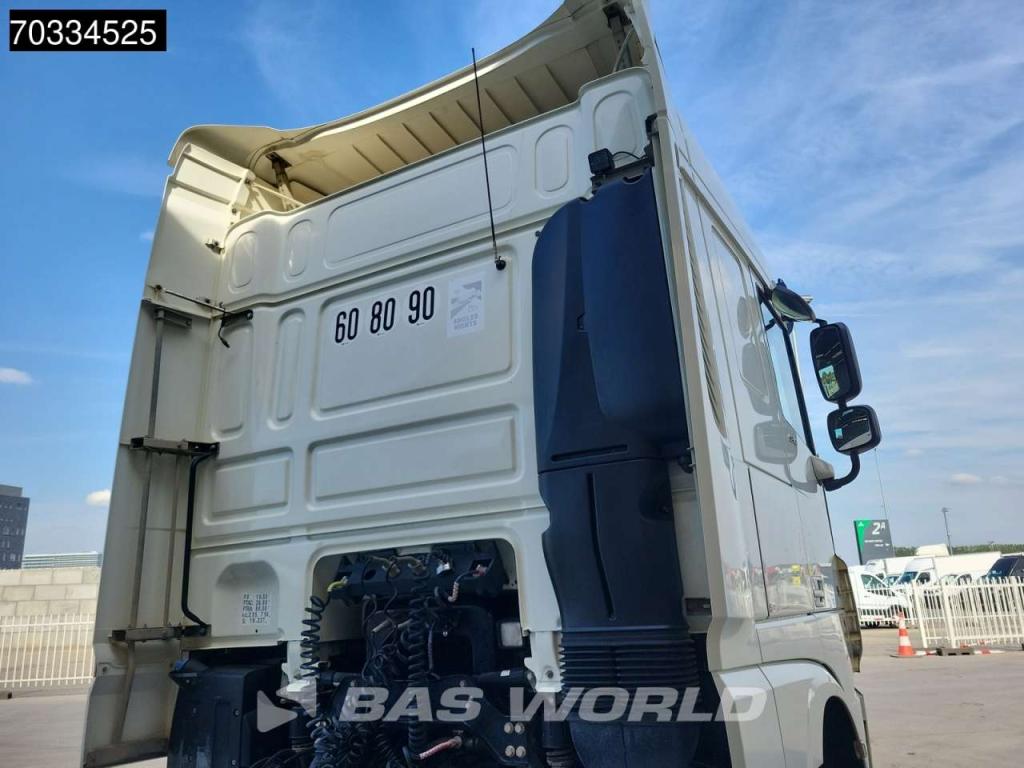 Daf XF 530 6X4 SC Retarder ACC Navi Big Axles Foto 11