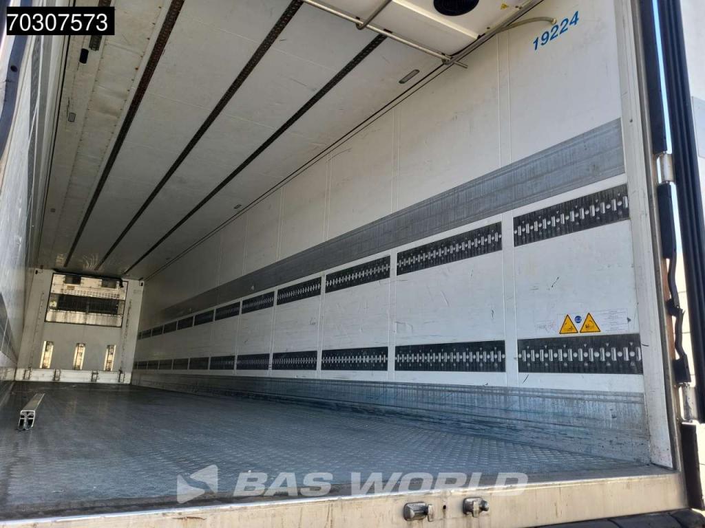 Schmitz SCB*S3B 3 axles TUV 08/26 Doppelverdampfer Blumenbreit Foto 10