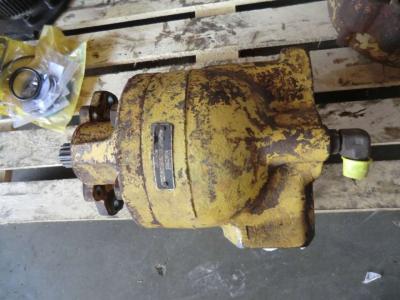 Pompa idraulica per Caterpillar 988B in vendita da CERVETTI TRACTOR Srl