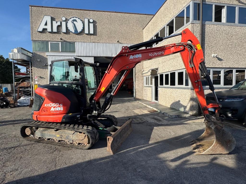 Kubota KX060-5 Foto 1