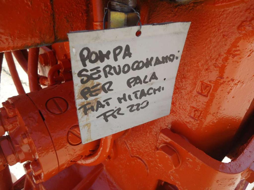 Pompa idraulica servocomandi per Fiat Hitachi FR220 Foto 3