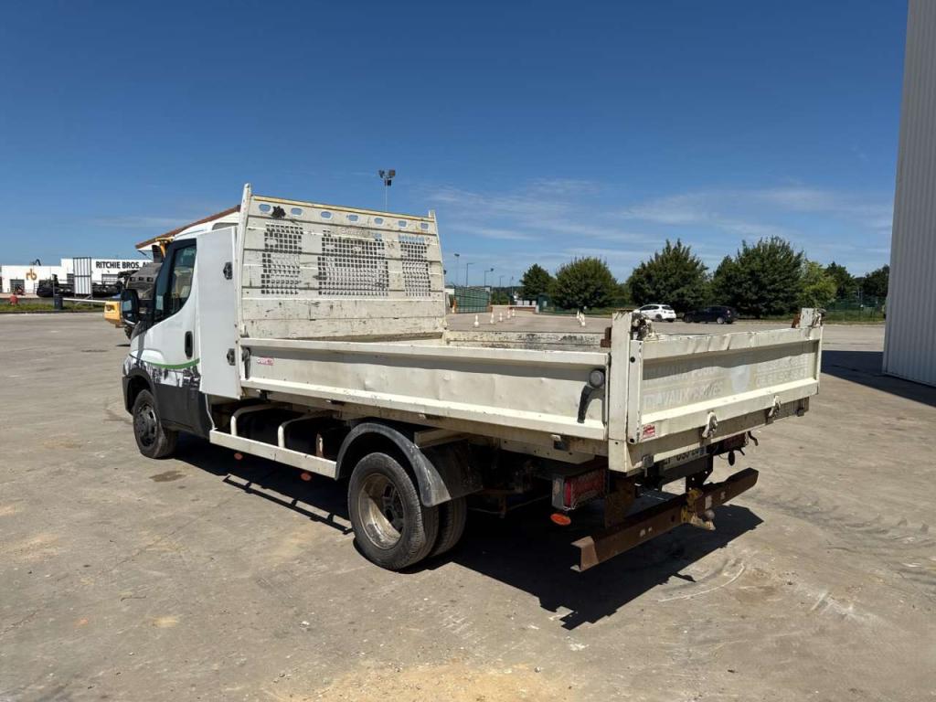 Iveco DAILY 35-150 Foto 12