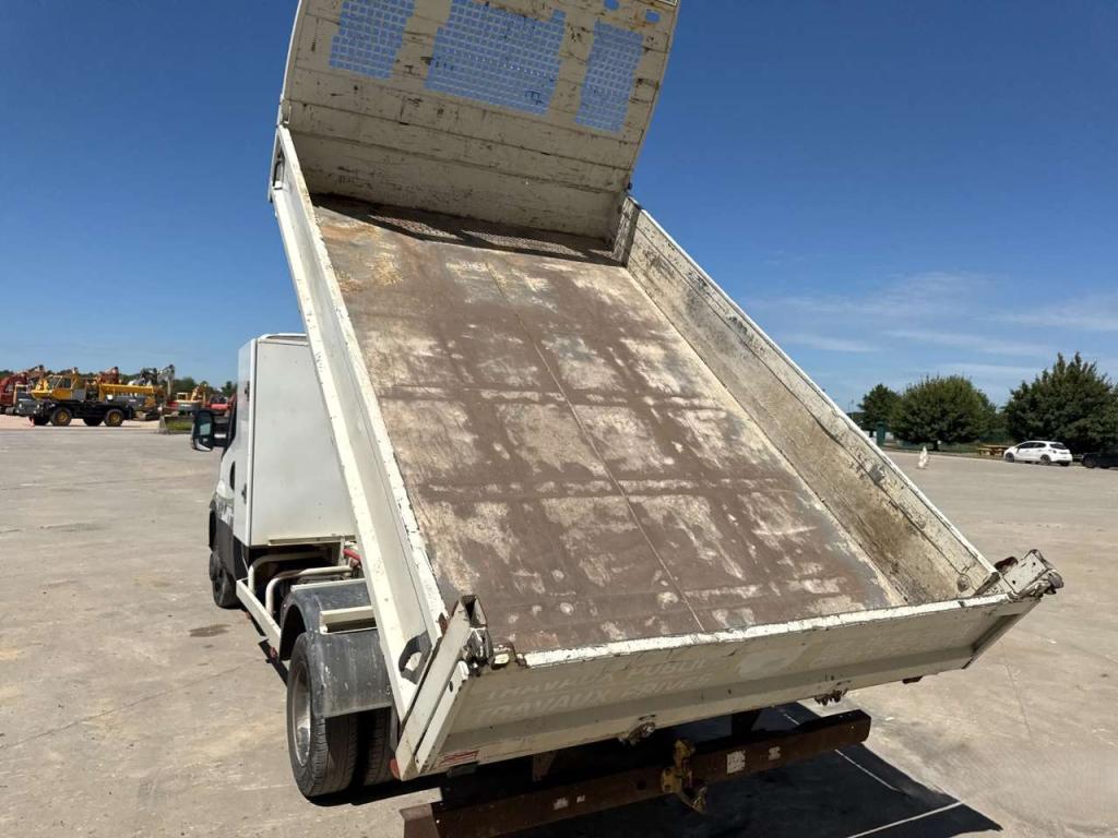 Iveco DAILY 35-150 Foto 24