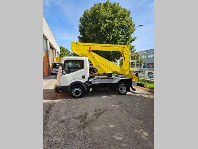 Palfinger P200A in vendita da Centro Elevatori Srl