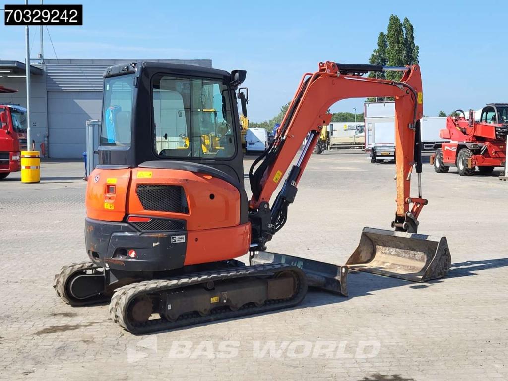 Kubota U36 -4 3 Buckets Foto 8