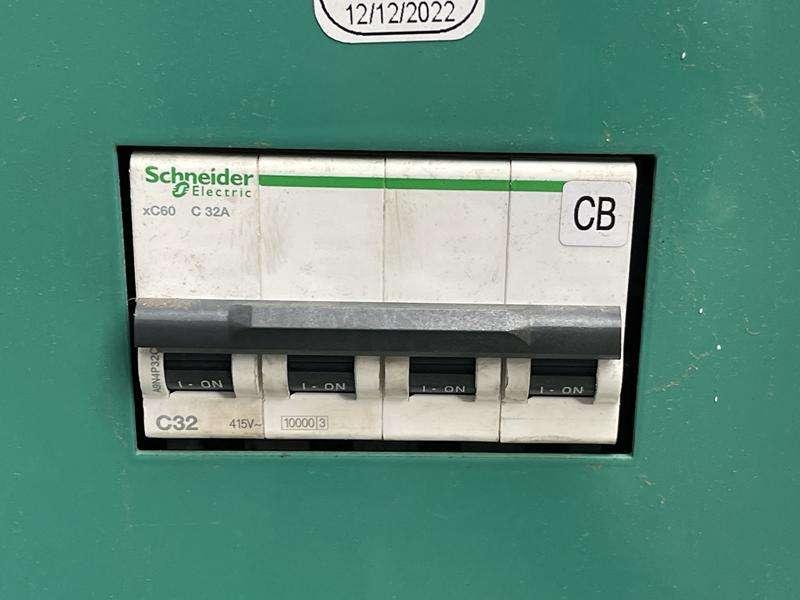 Cummins C 22 D 5 Foto 9