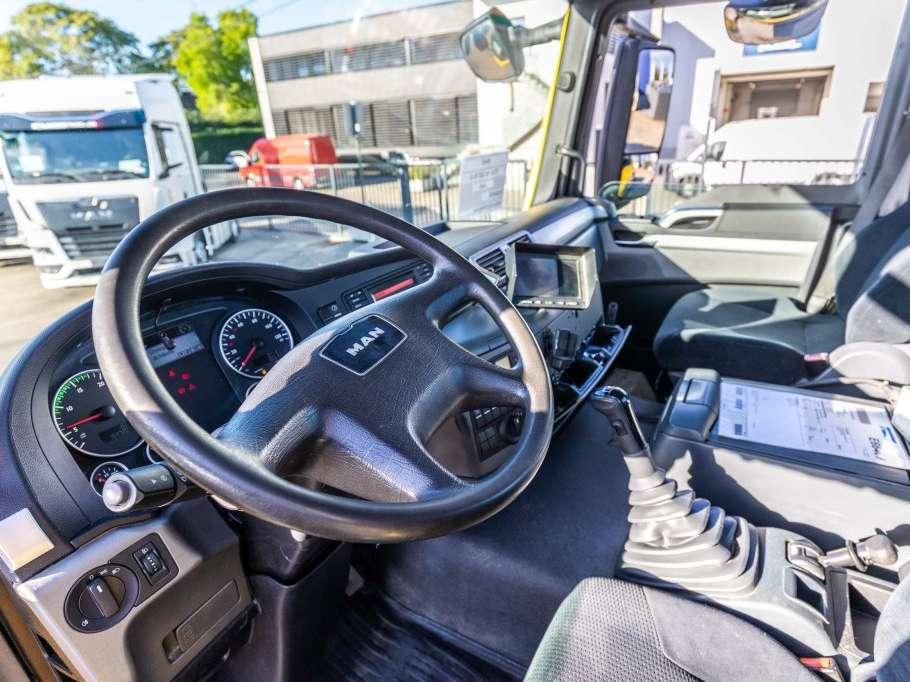Man TGS 18.360 BLS-4X4H (PTO) Foto 17