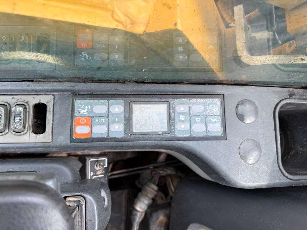 Caterpillar 325DLN - Automatic Greasing / Quick Coupler Foto 11