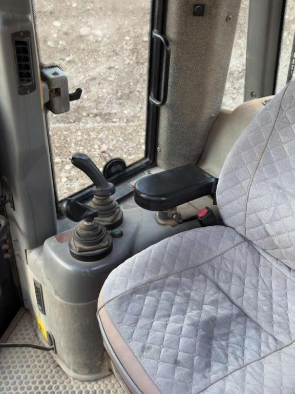 New Holland D180 Foto 14