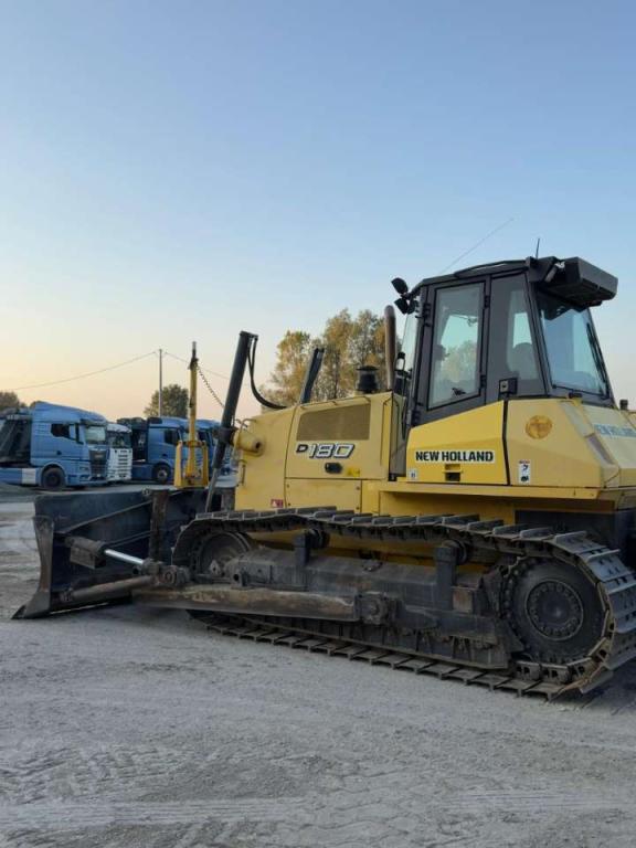 New Holland D180 Foto 8