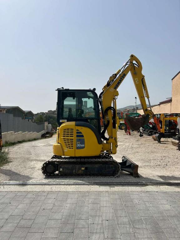 Komatsu PC 30MR-5 Foto 1