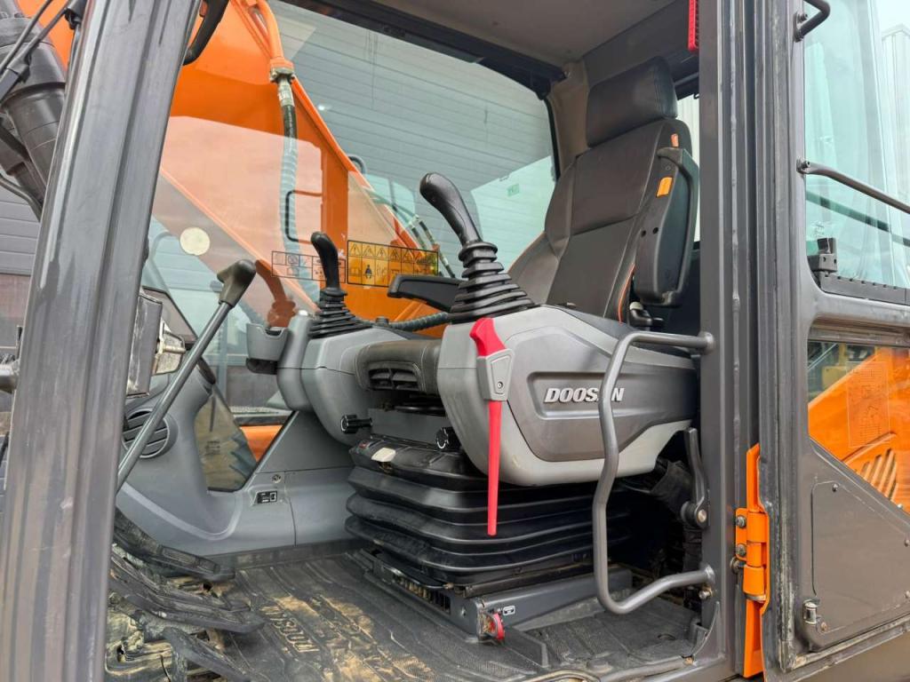 Doosan DX225LC-7 Foto 20
