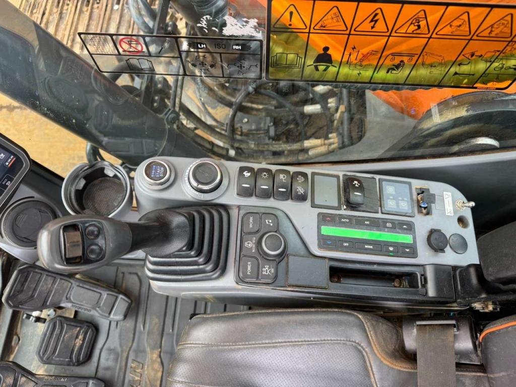 Doosan DX225LC-7 Foto 23